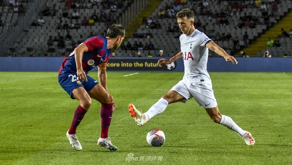 随着英超赛 随着英超赛